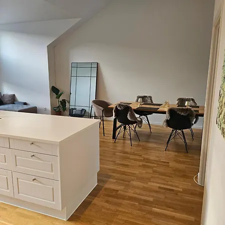 Fam House
